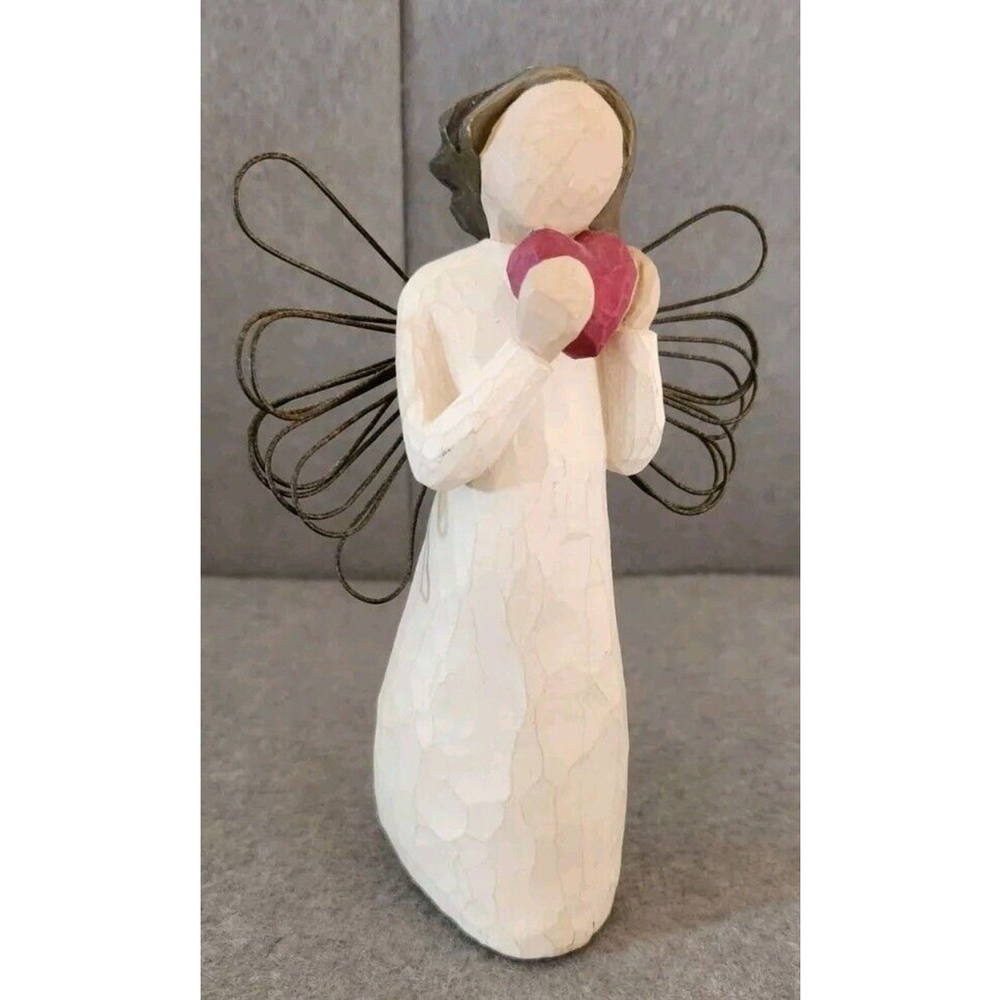 Willow Tree Angel of the Heart Figurine Susan Lordi 2000